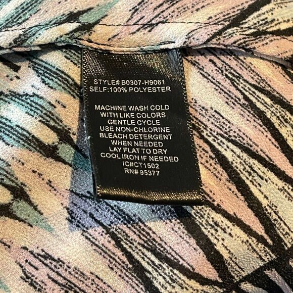 SANCTUARY Play Tribe Print Sleeveless Blouse | EUC | Medium - Picture 7 of 9